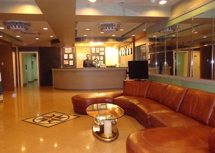 M Chereville Hotel 2*